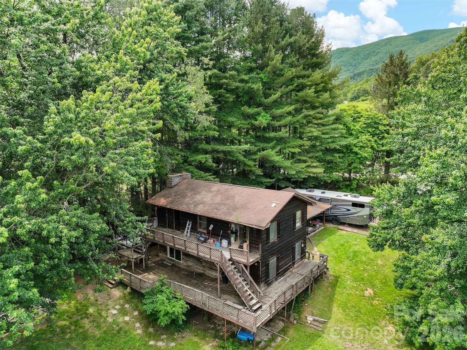 277 Orion Davis Road, Waynesville, NC 28786