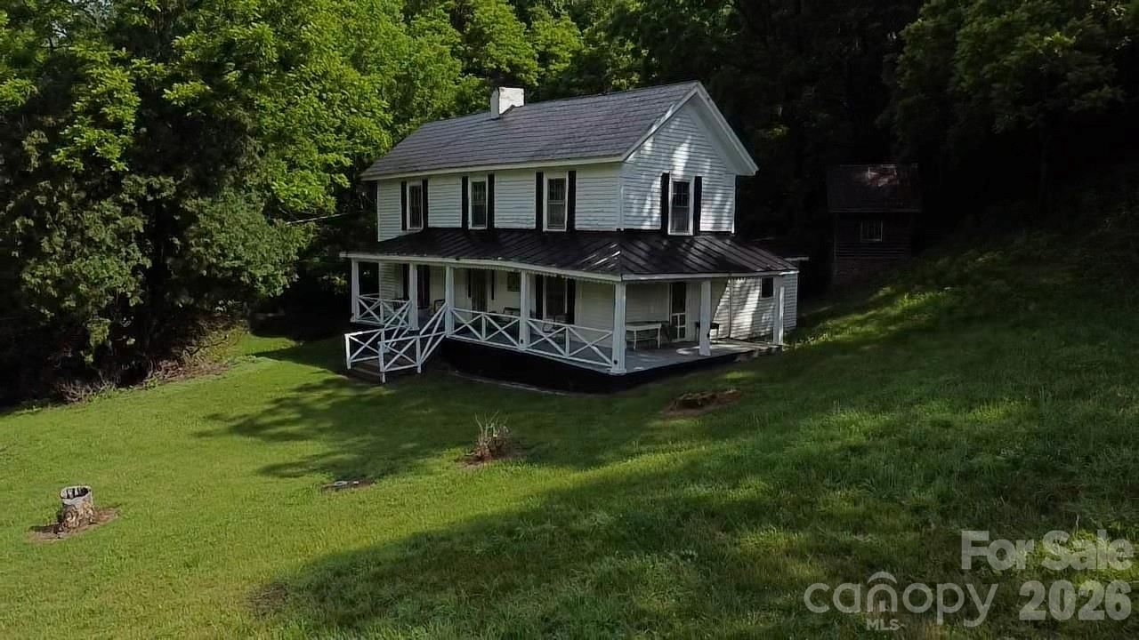 1327 NC 80 Highway, Bakersville, NC 28705
