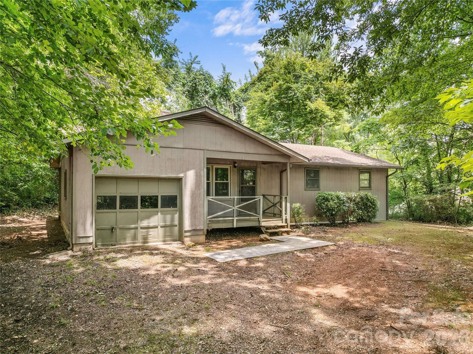 100 Stonewall Avenue, Swannanoa, NC 28778 - Photo 2
