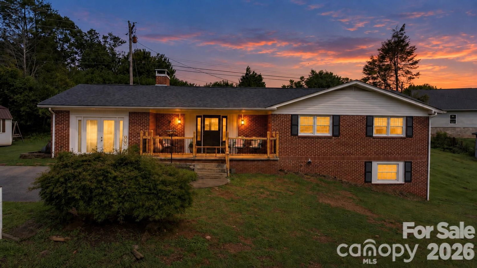 35 Glendale Drive, Spruce Pine, NC 28777