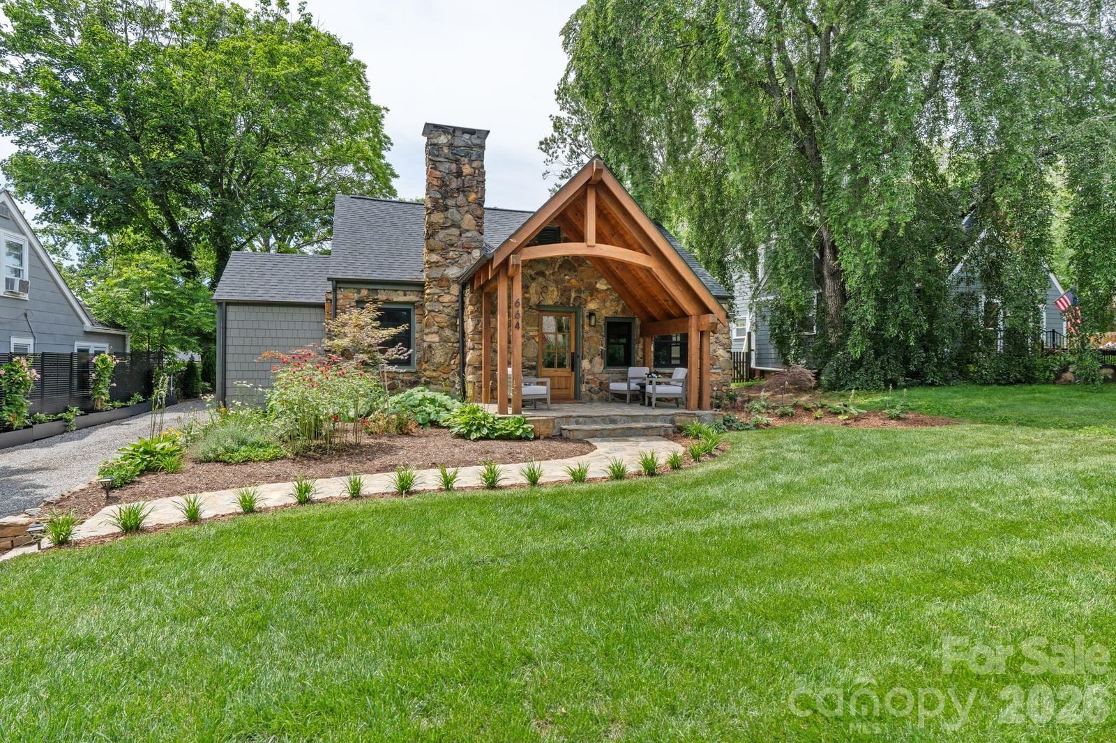 664 Lakeshore Drive, Asheville, NC 28804 - Photo 2