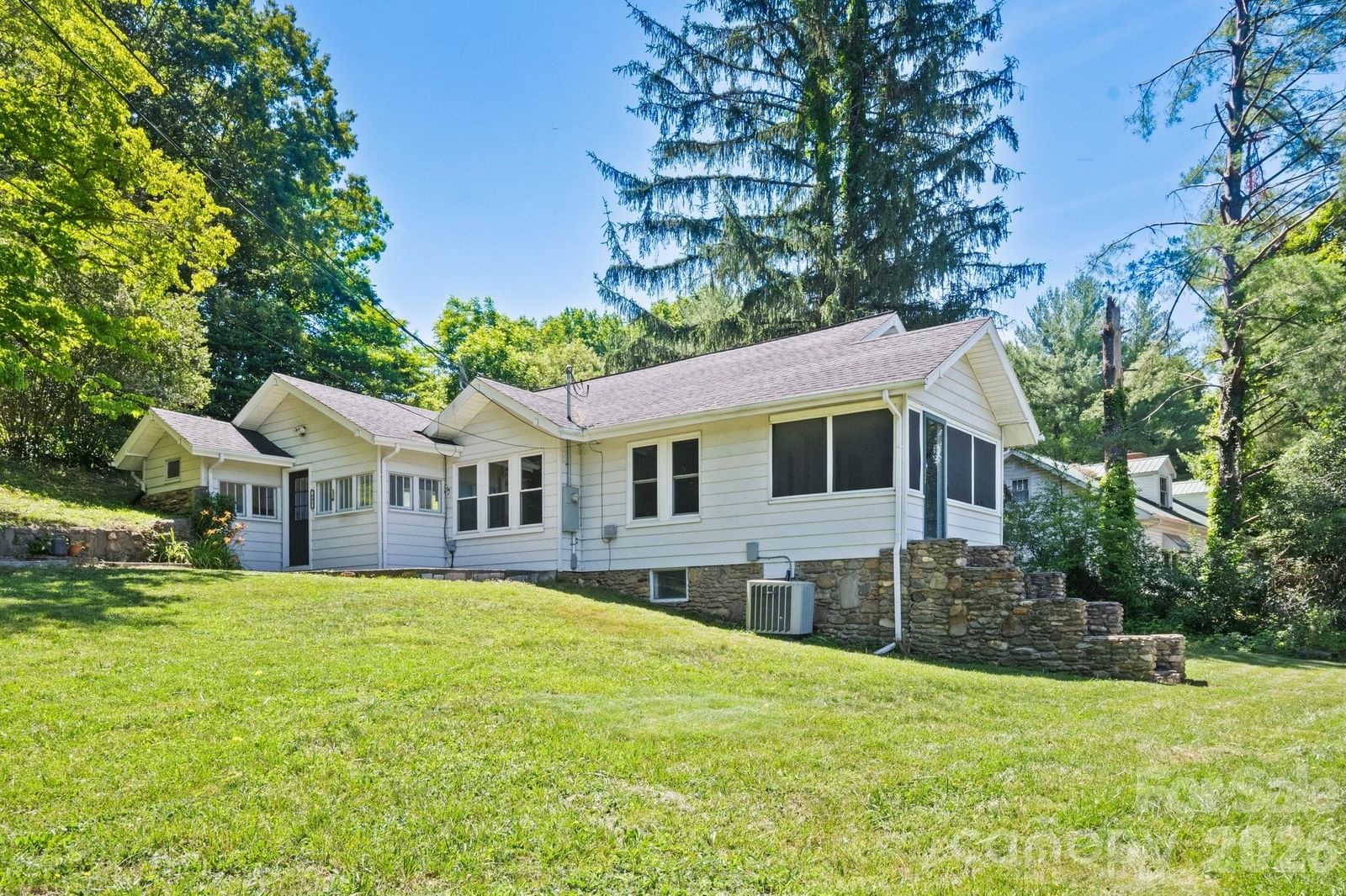 441 Main Street, Clyde, NC 28721 - Photo 3