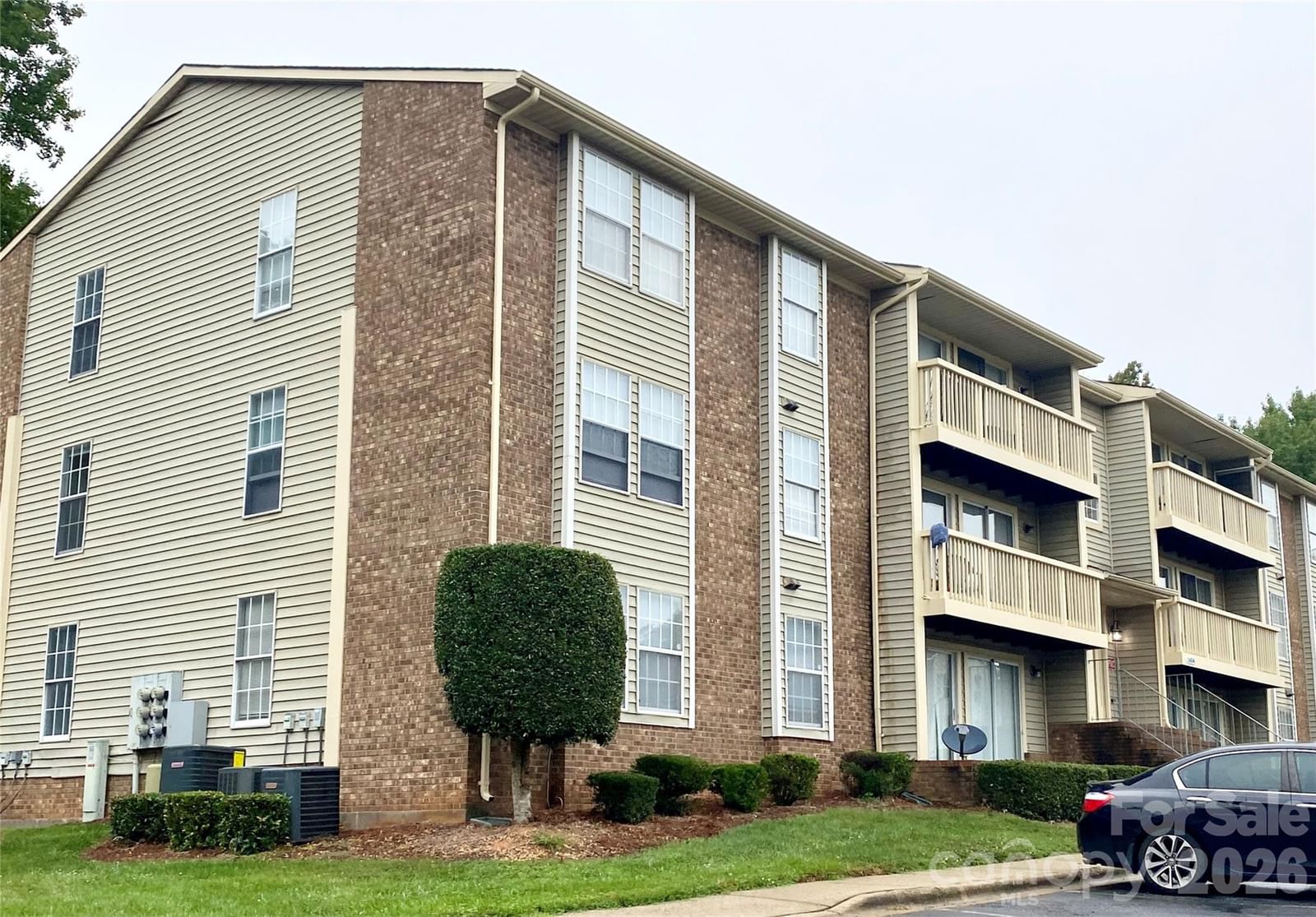 Property at 1604 Arlyn Circle #J, Charlotte, NC 28213
