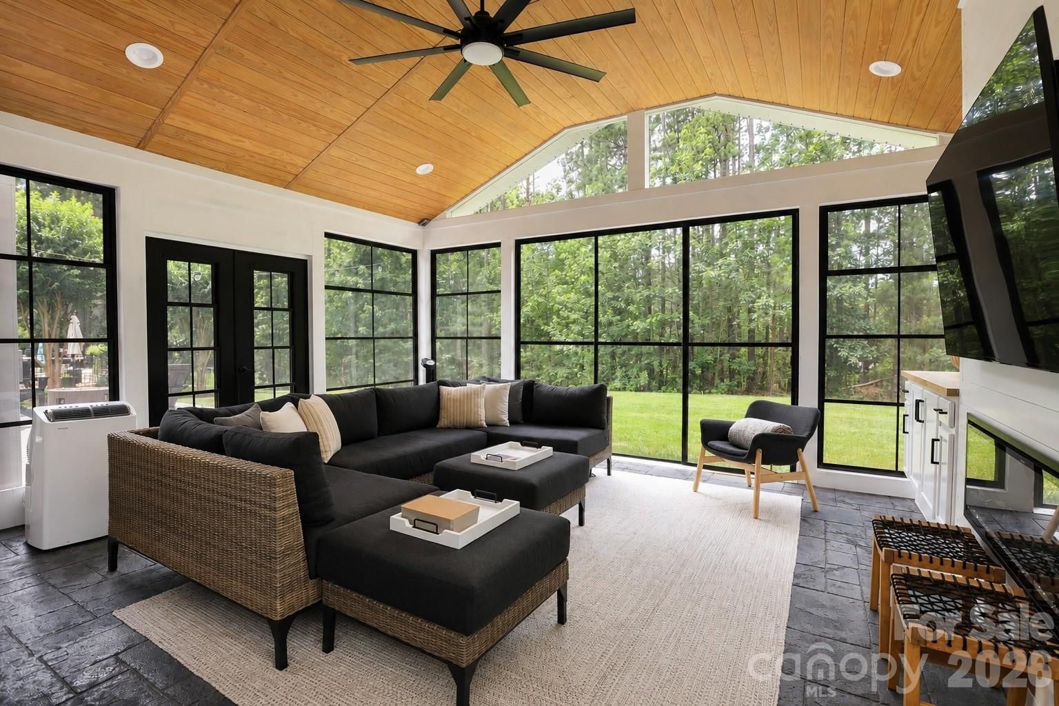 2412 Hamlet Court, Matthews, NC 28105 - Photo 4