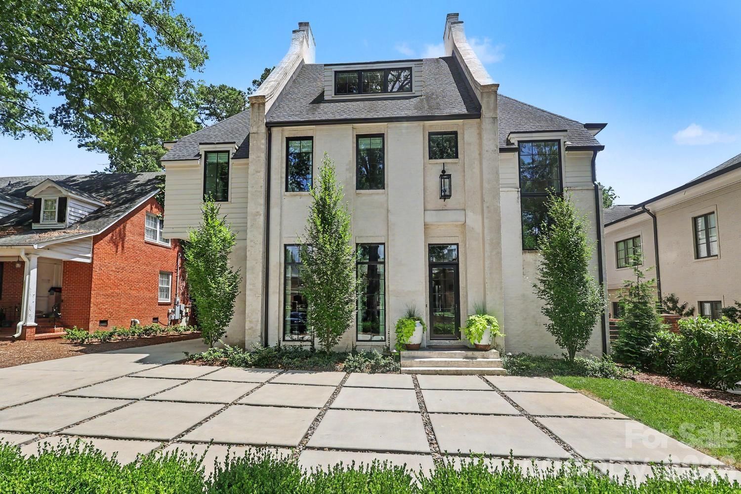 2310 Beverly Drive, Charlotte, NC 28207 - Photo 2