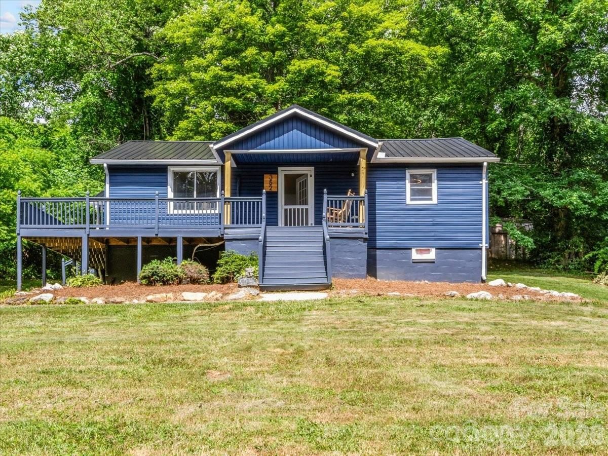 352 Jakes Branch Road, Spruce Pine, NC 28777 - Photo 2