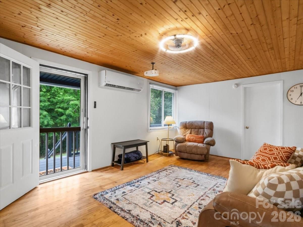 352 Jakes Branch Road, Spruce Pine, NC 28777 - Photo 5