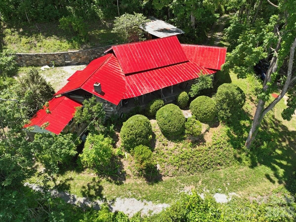 8709 Hwy 226A Highway, Little Switzerland, NC 28749 - Photo 2