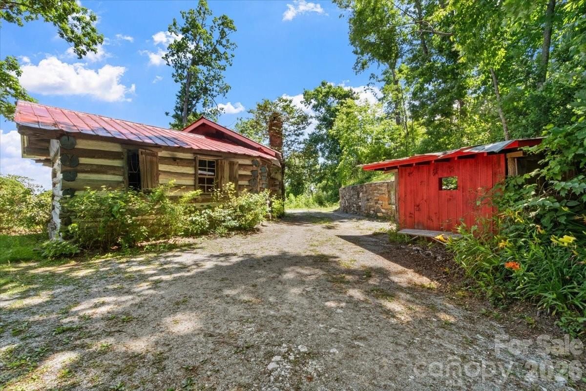 8709 Hwy 226A Highway, Little Switzerland, NC 28749 - Photo 4