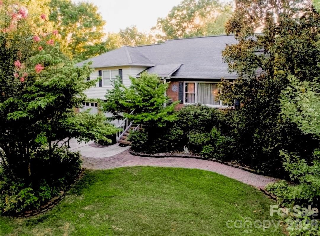 119 Country Meadow Lane, Kings Mountain, NC 28086