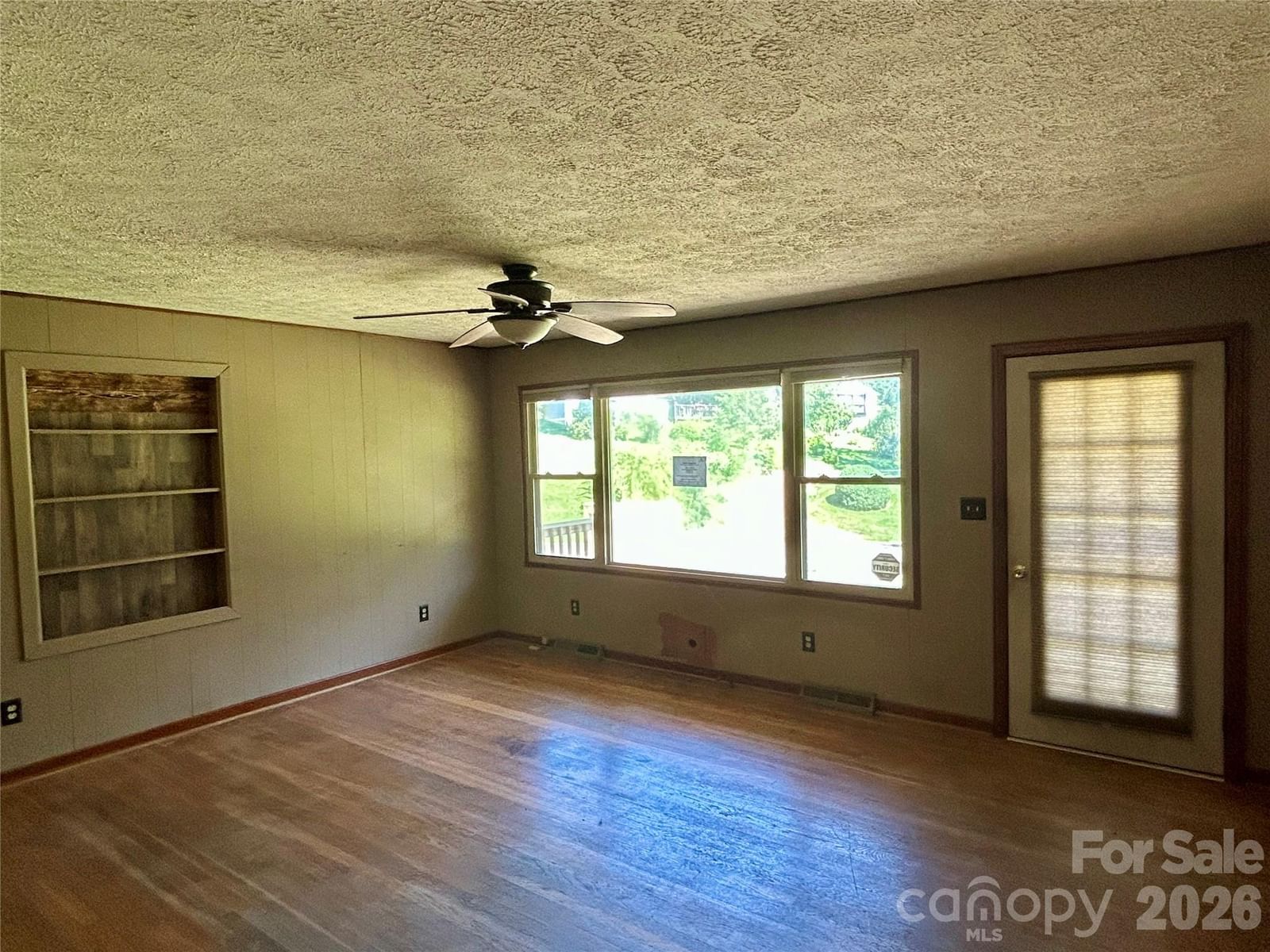 169 Double Island Road, Burnsville, NC 28714 - Photo 4
