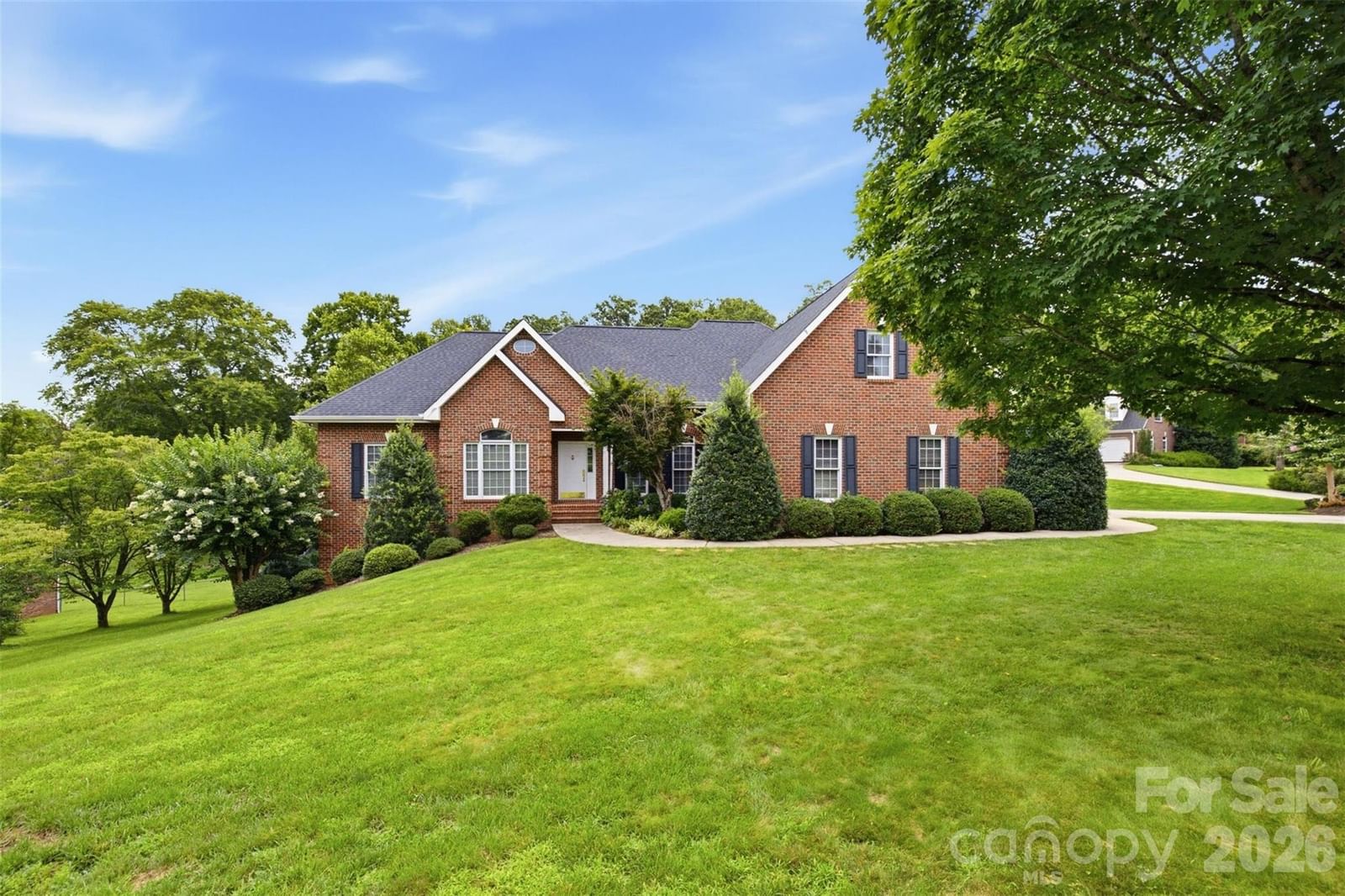 405 Woodridge Drive, Lenoir, NC 28645 - Photo 3