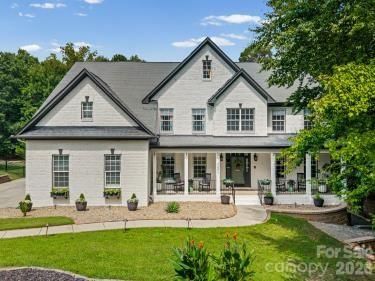 121 Isle Run Drive, Mooresville, NC 28117
