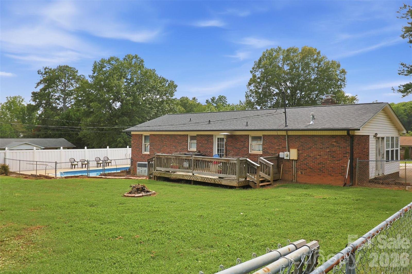 115 Arc Street, Bessemer City, NC 28016 - Photo 4