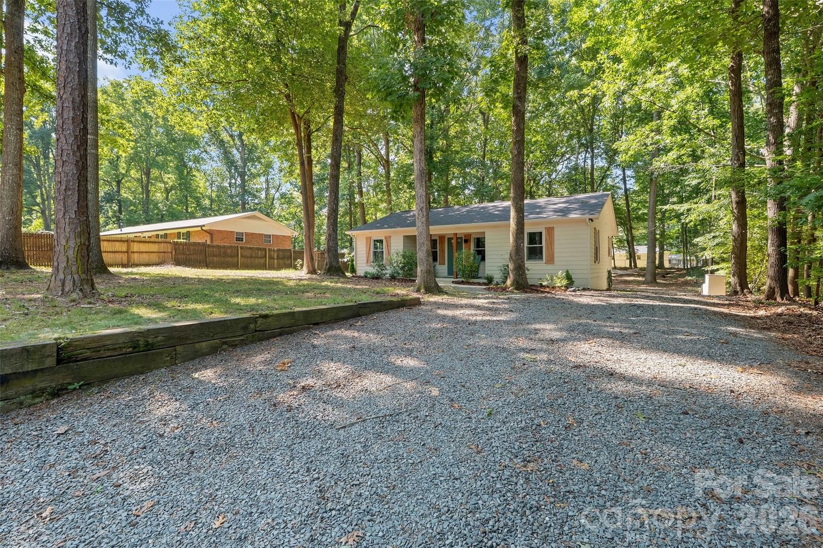317 Jackson Place, Matthews, NC 28104 - Photo 2