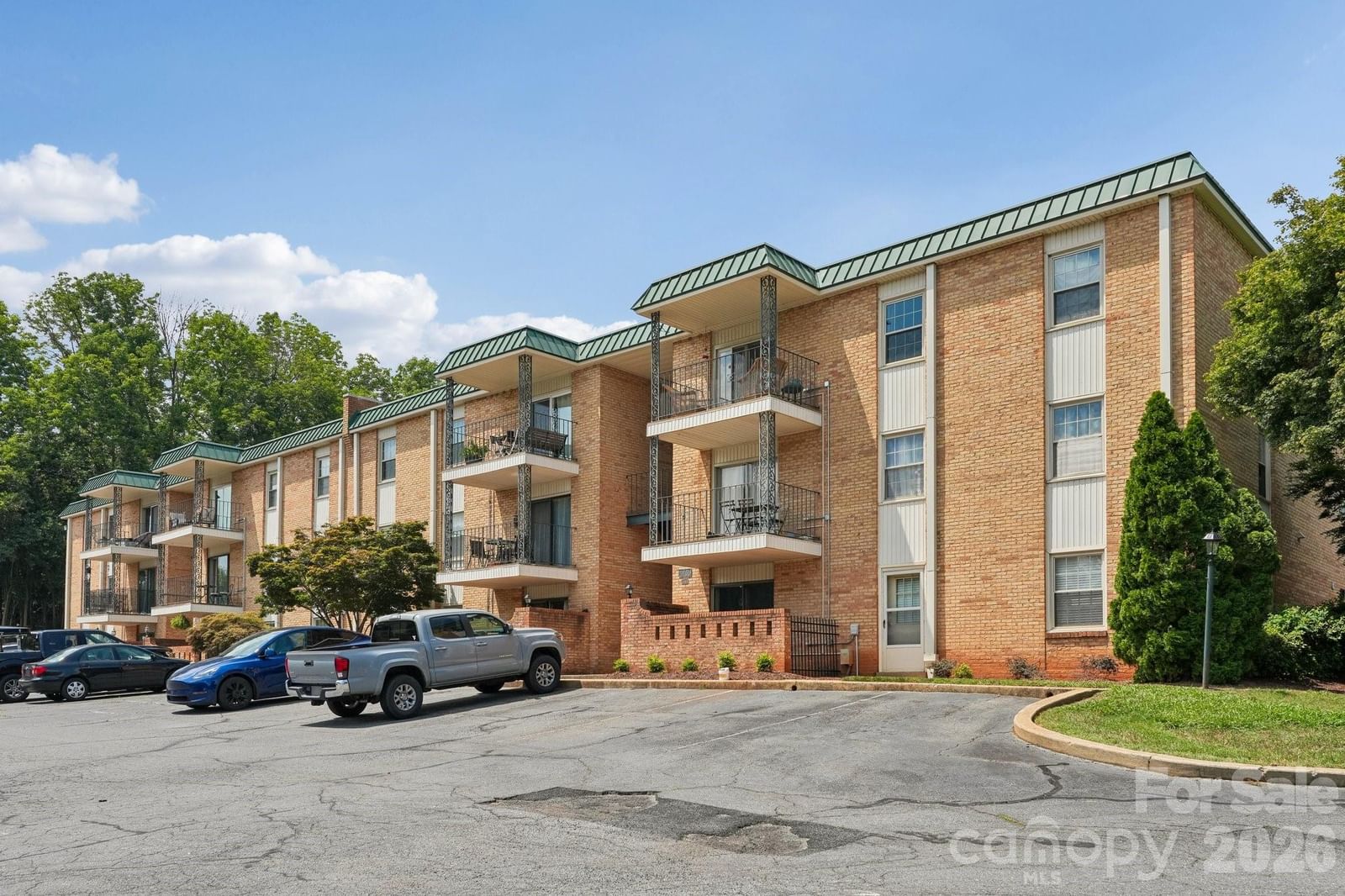 Property at 4736 Hedgemore Drive #G, Charlotte, NC 28209