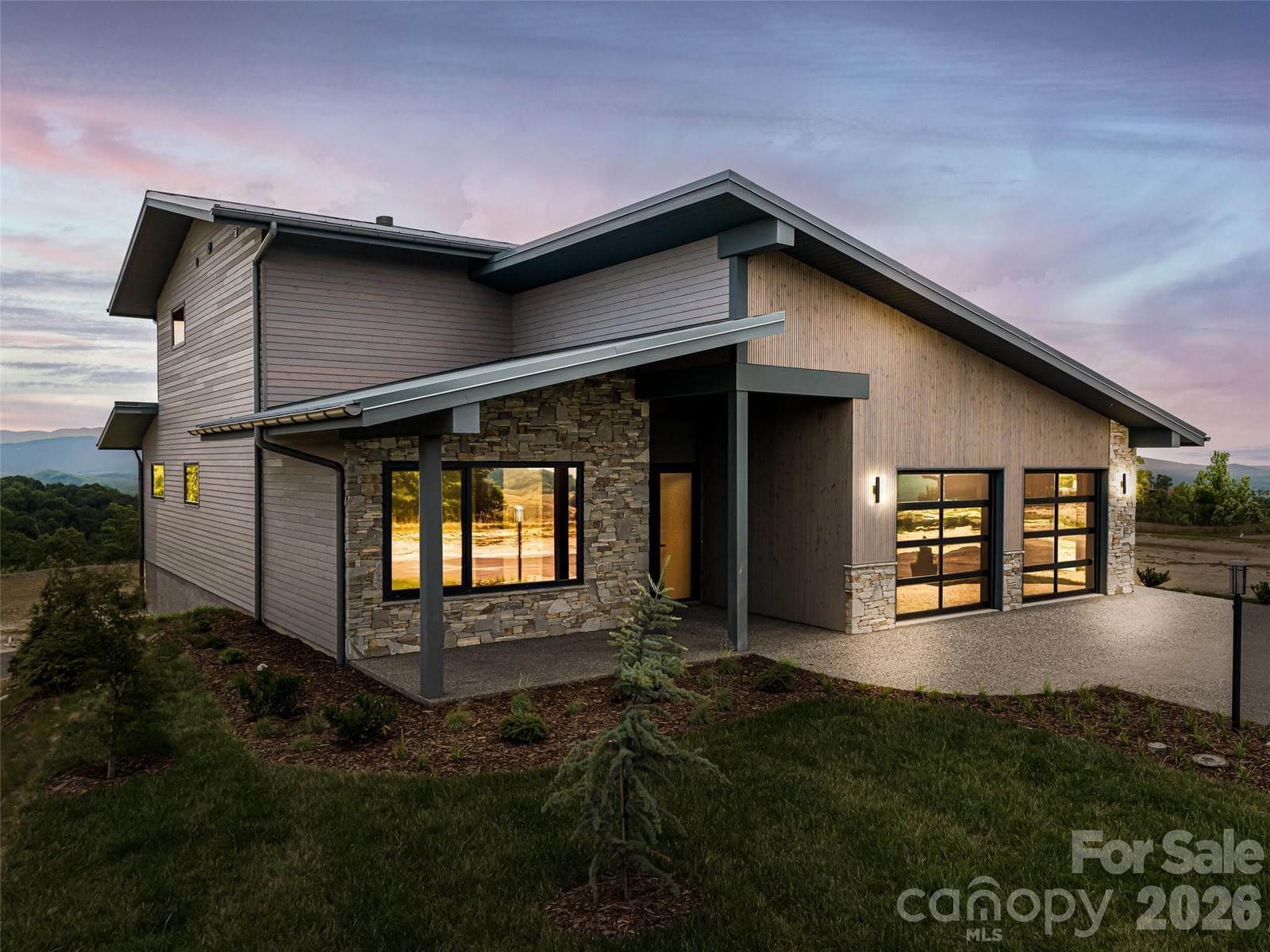 24 Watchman Drive #10 & 11, Hendersonville, NC 28791