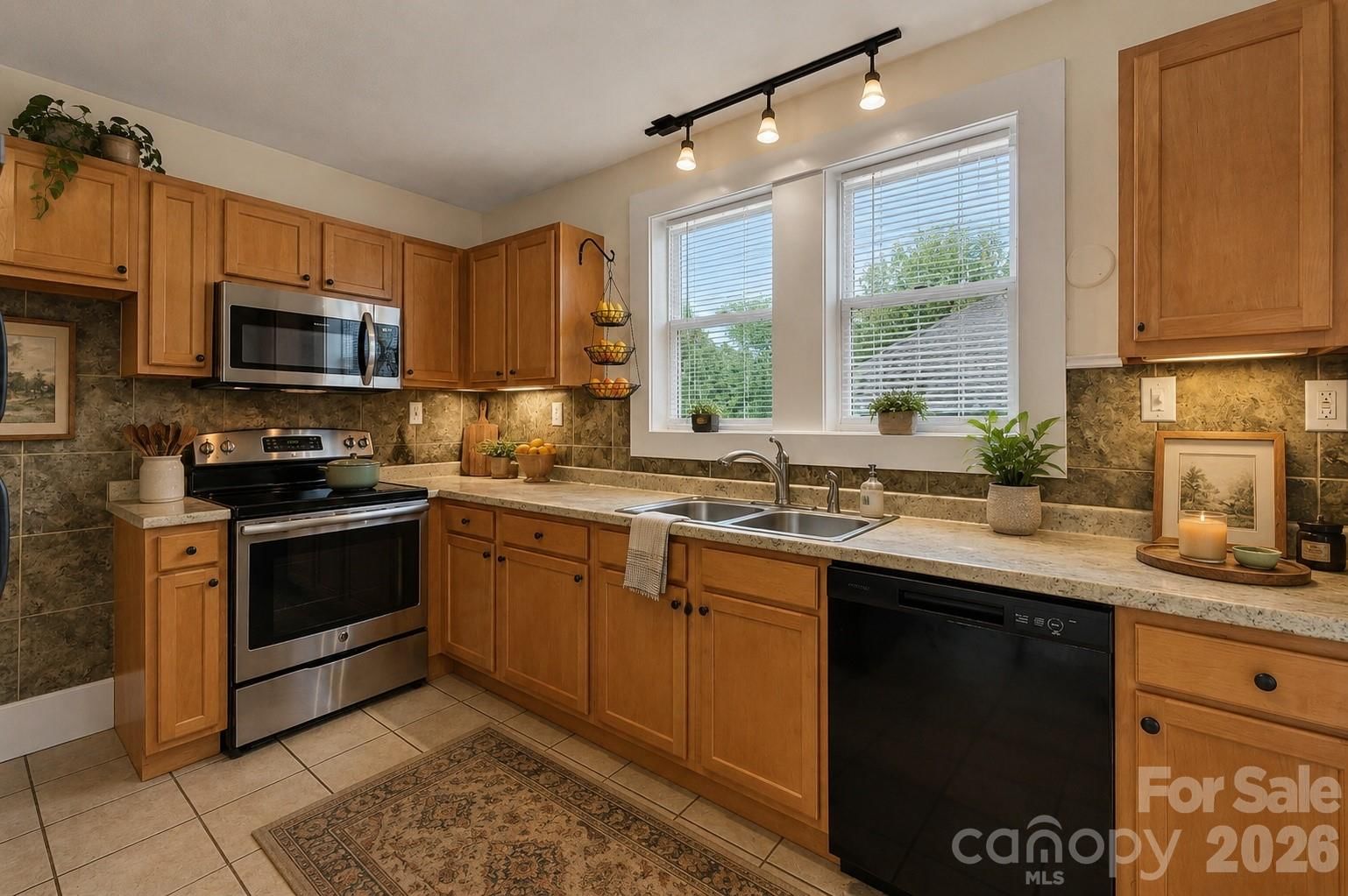 10 Enka Oak Street, Candler, NC 28715 - Photo 5
