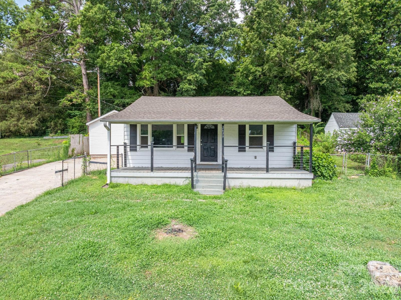 2639 Springbrook Circle, Gastonia, NC 28052