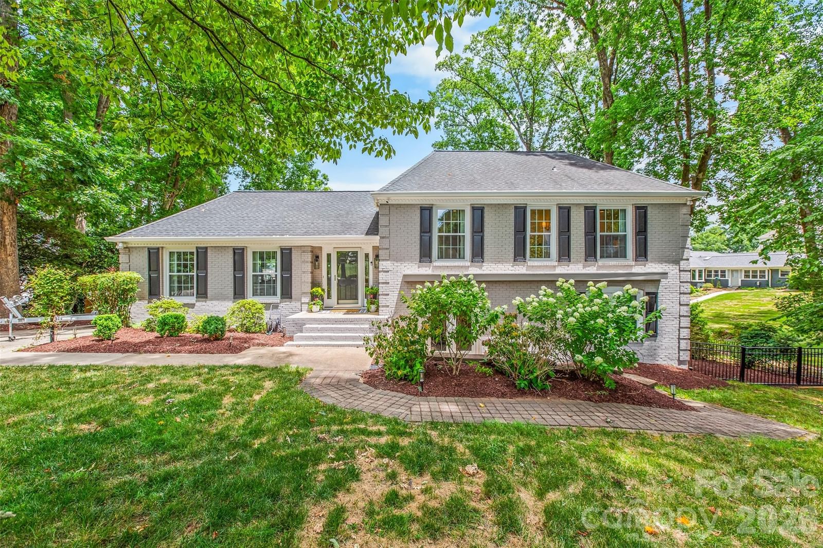 175 Woodstream Circle, Mooresville, NC 28117 - Photo 2