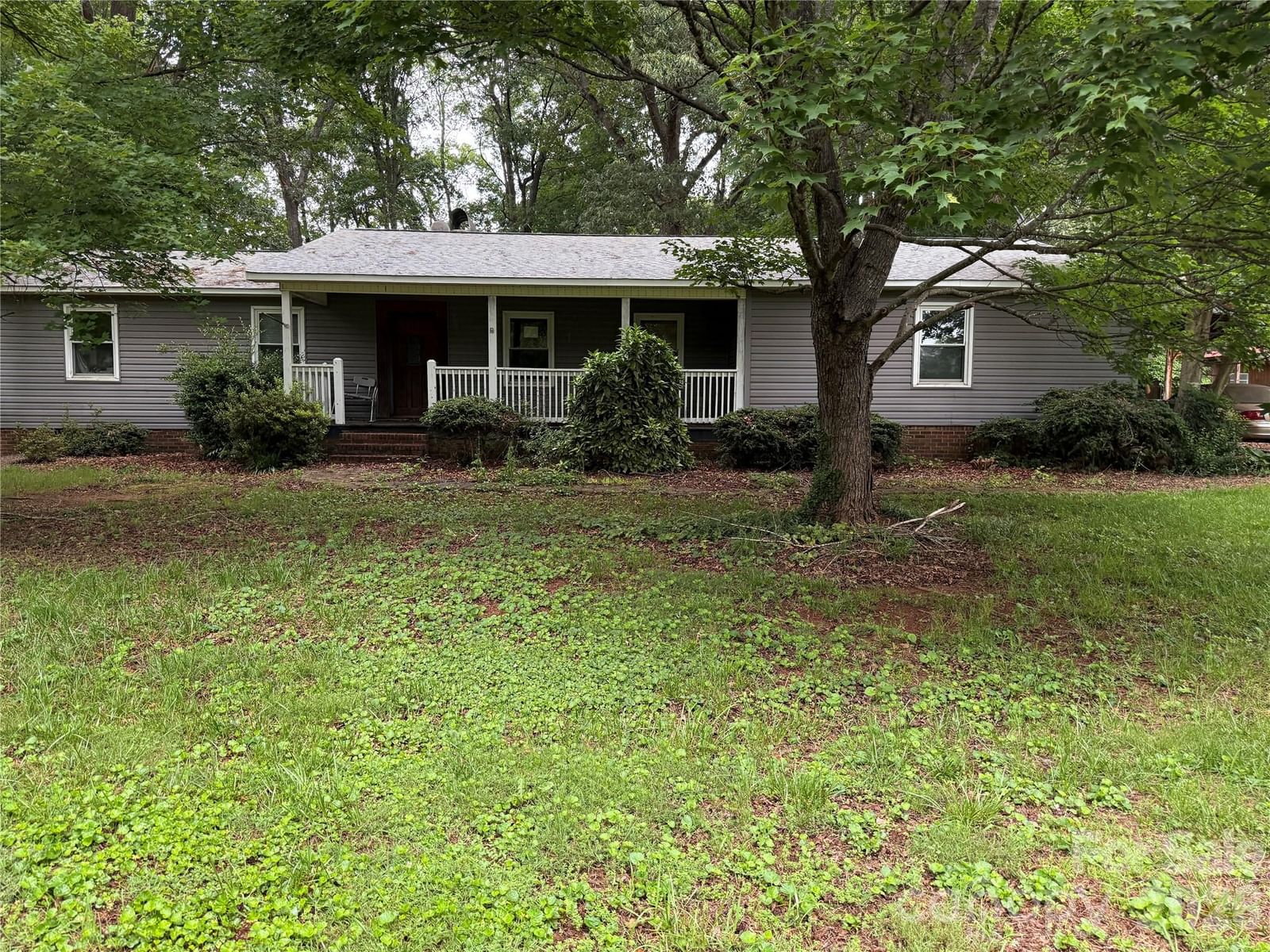 121 Brady Circle Road, Statesville, NC 28625 - Photo 2