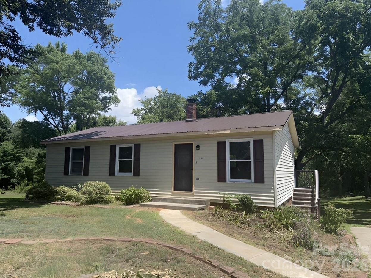 104 Whitley Road, Morganton, NC 28655