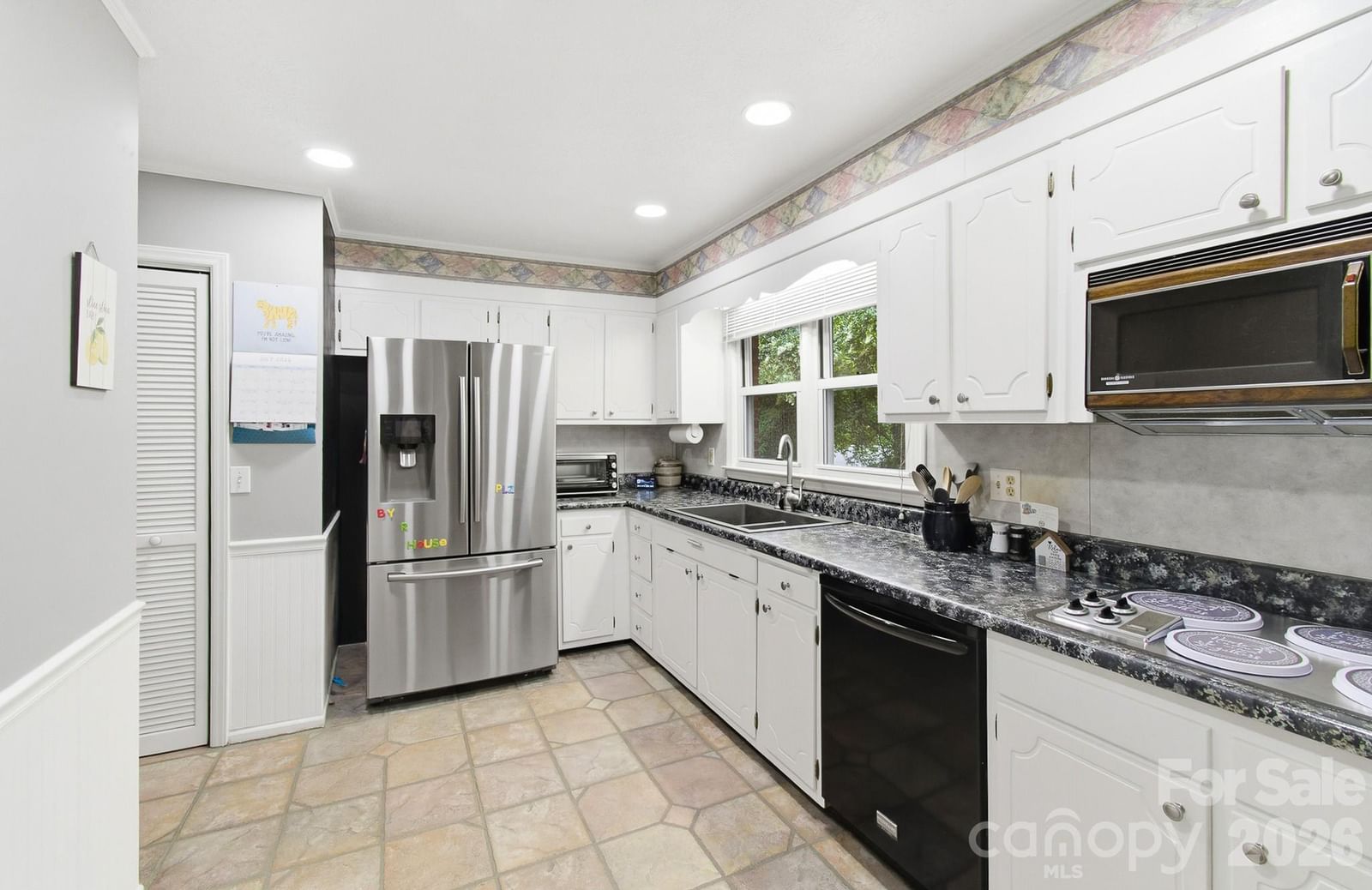 108 Arthur Lane, Hendersonville, NC 28791 - Photo 4