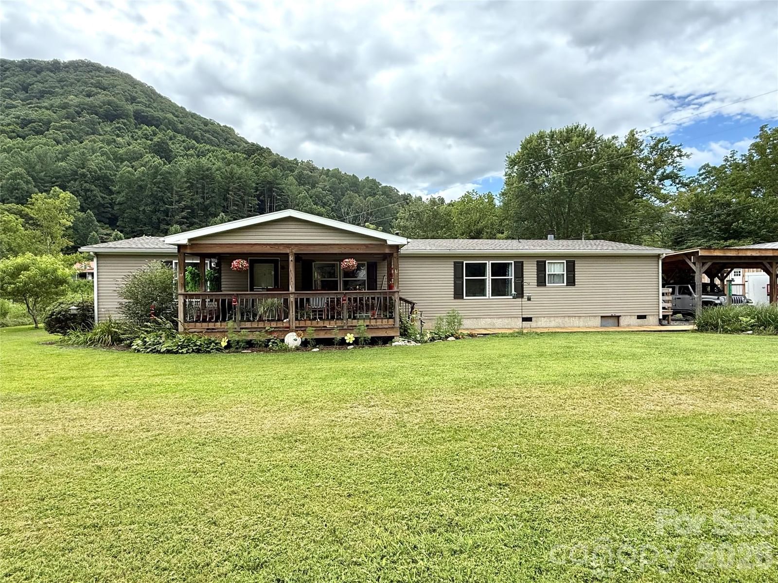 10755 NC 209 Highway, Hot Springs, NC 28743 - Photo 2