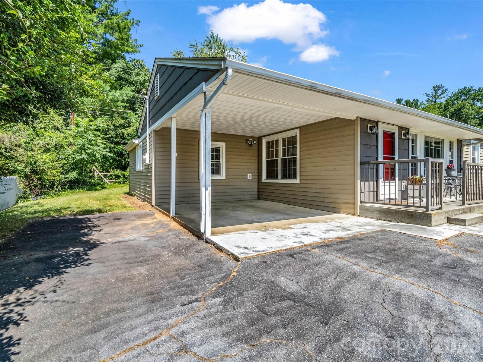 215 Varden Place, Swannanoa, NC 28778 - Photo 2