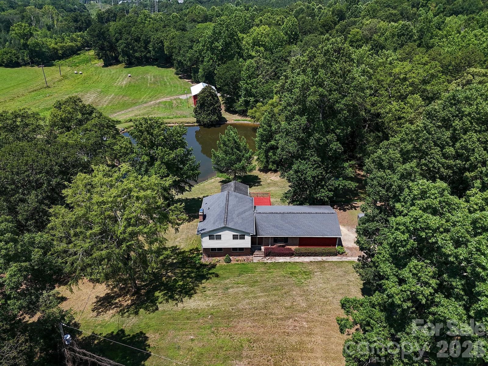 Property at 813 Robinson Clemmer, Dallas, NC 28034
