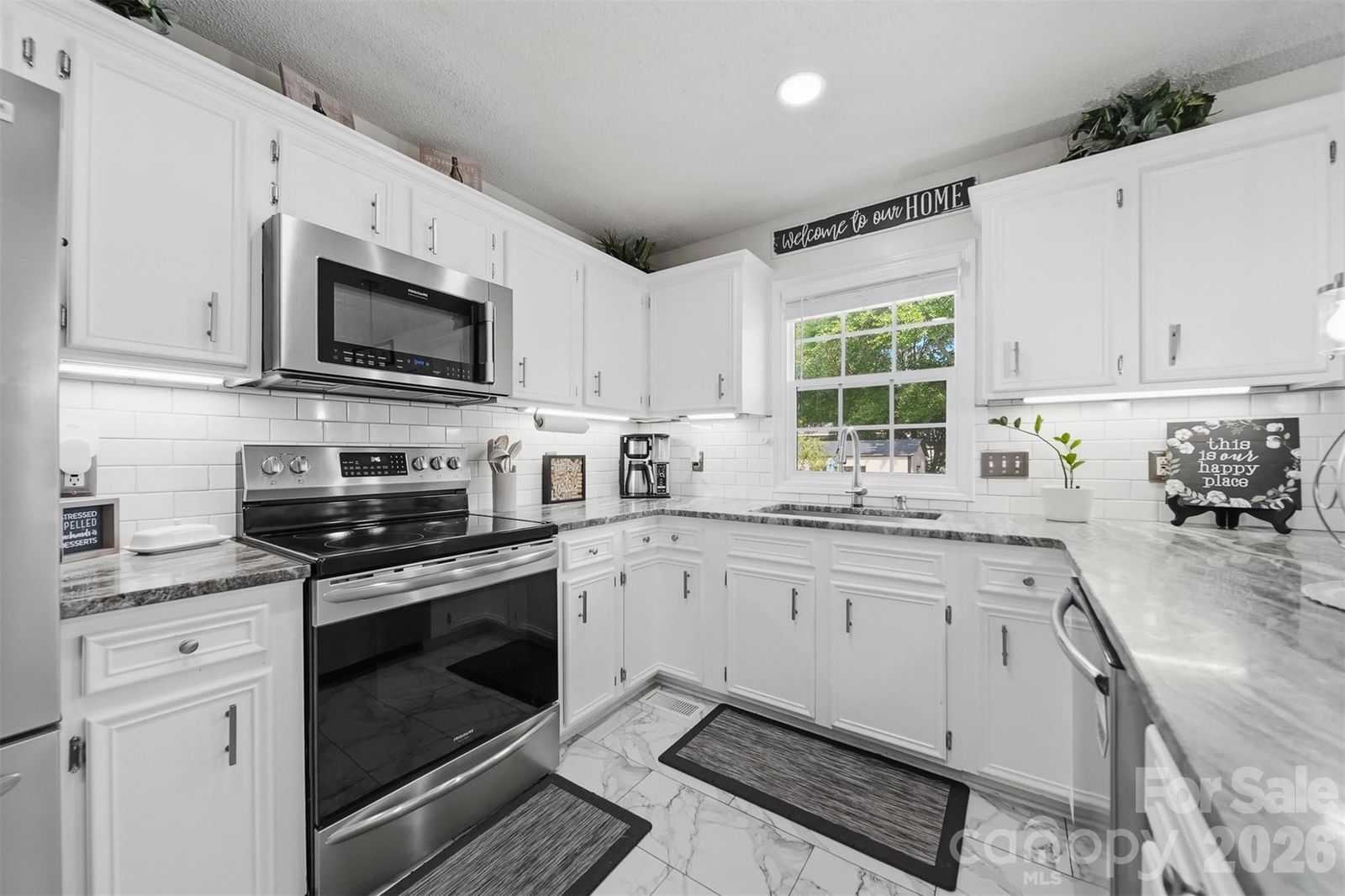 927 Victoria Avenue, Kannapolis, NC 28081 - Photo 2