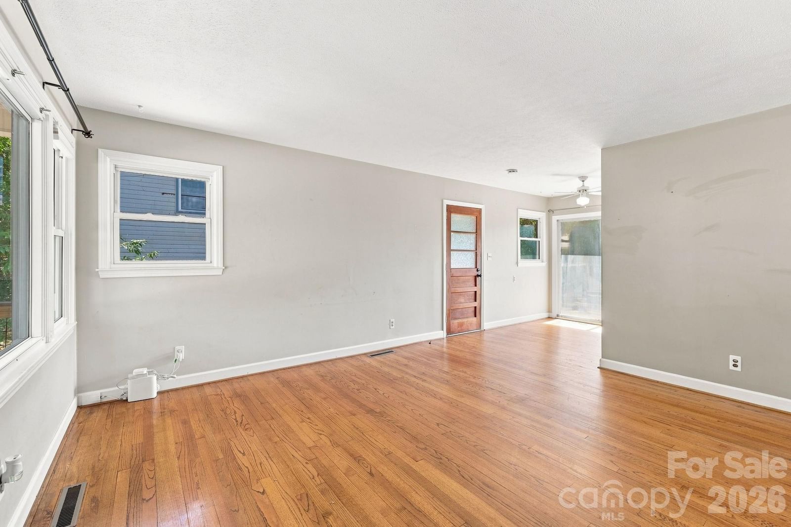 14 Indiana Avenue, Asheville, NC 28806 - Photo 4