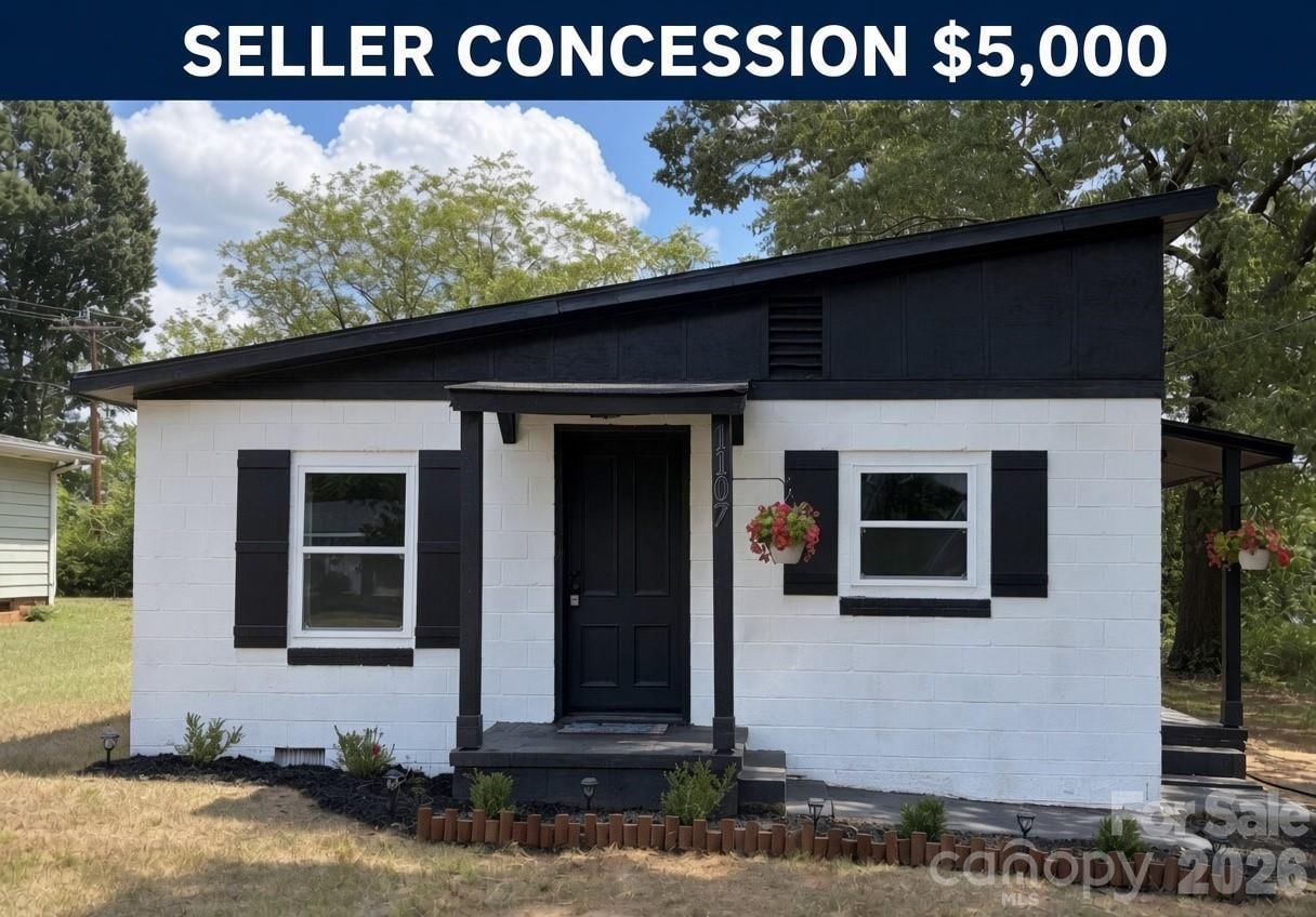 1107 Meeting Street, Statesville, NC 28677