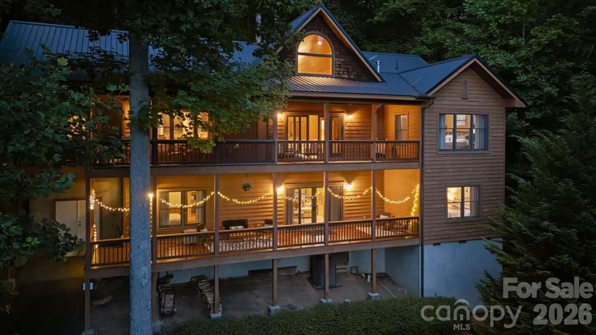 317 Von Trapp Lane, Tuckasegee, NC 28783