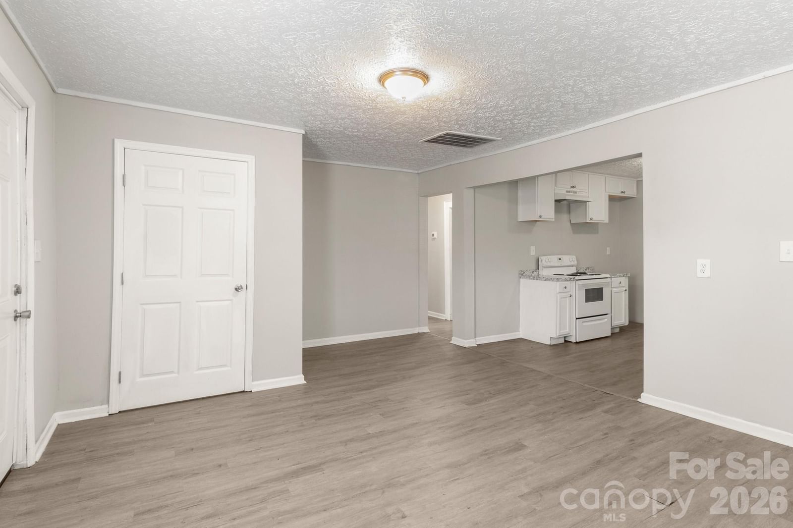 411 Thompson Street, Shelby, NC 28150 - Photo 5