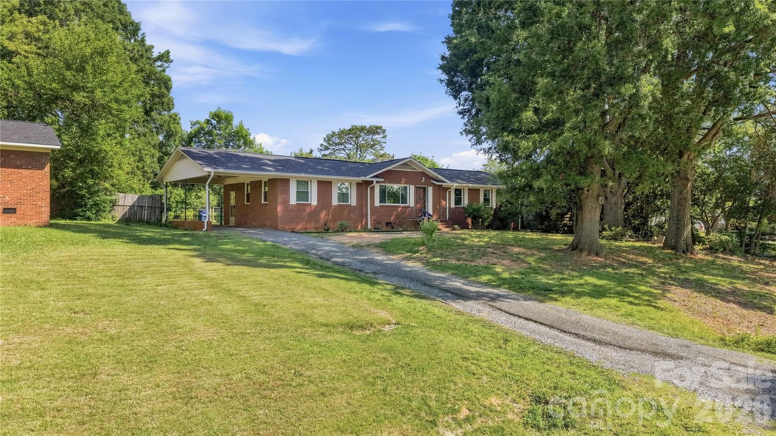 Property at 323 Meadowbrook Drive, Matthews, NC 28104