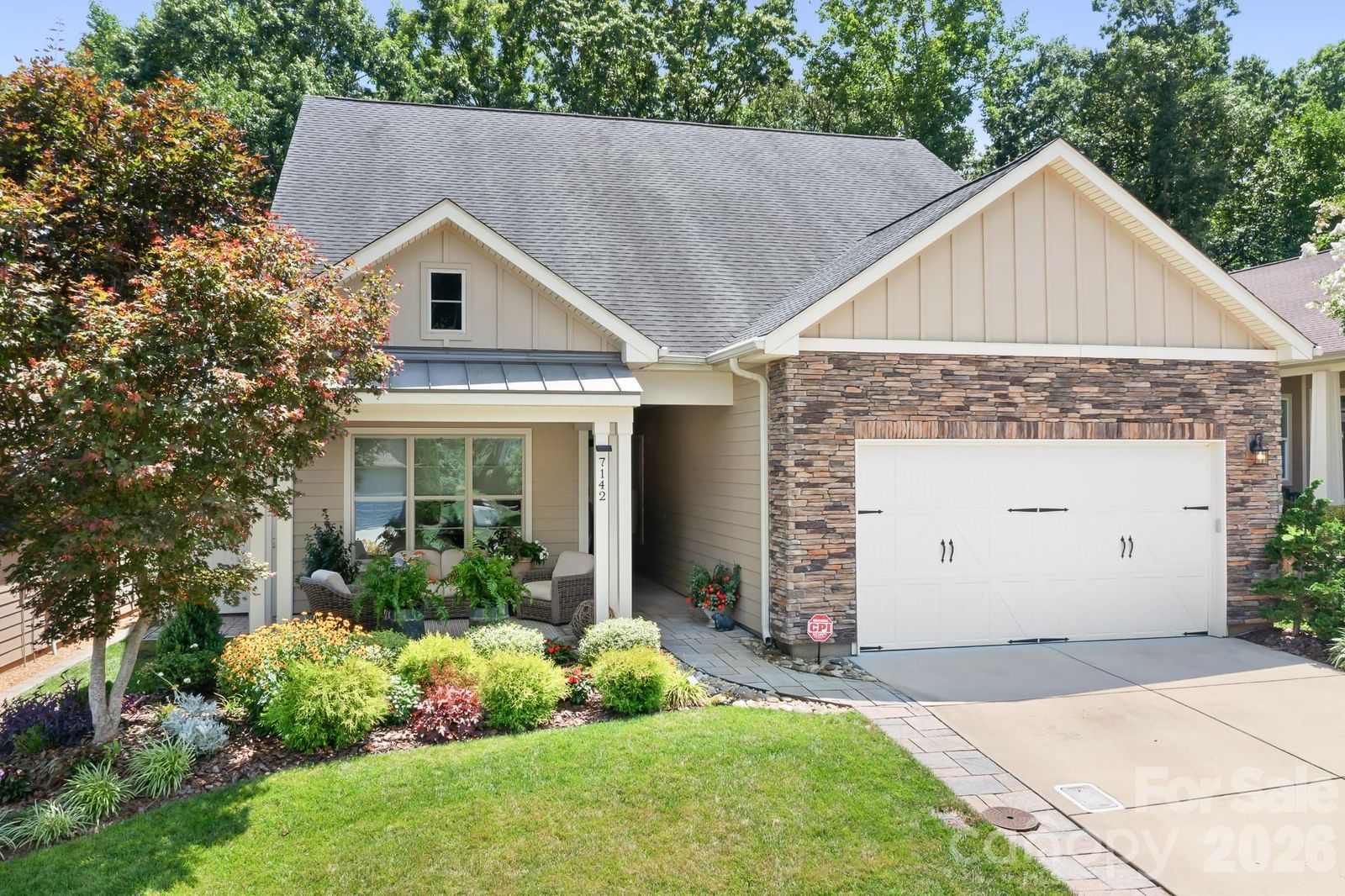 7142 Hanging Rock Court, Denver, NC 28037 - Photo 2