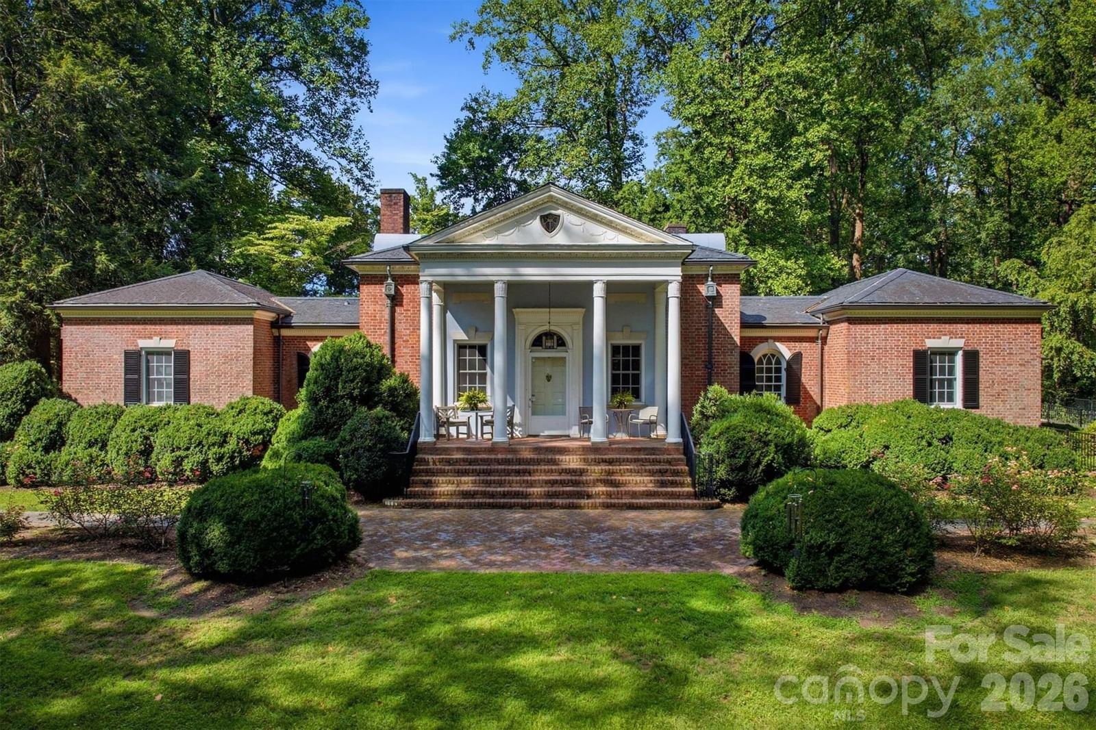 202 Woodside Place, Lenoir, NC 28645 - Photo 4