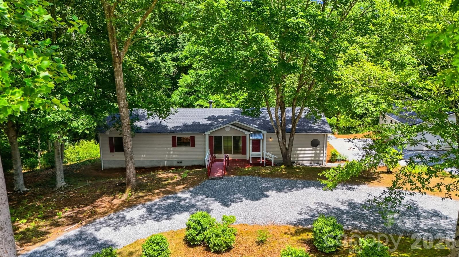 4944 Largo Court, Conover, NC 28613