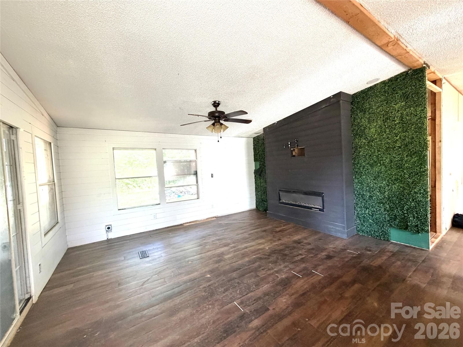 1050 Gold Mine Drive #6, Catawba, NC 28609 - Photo 2