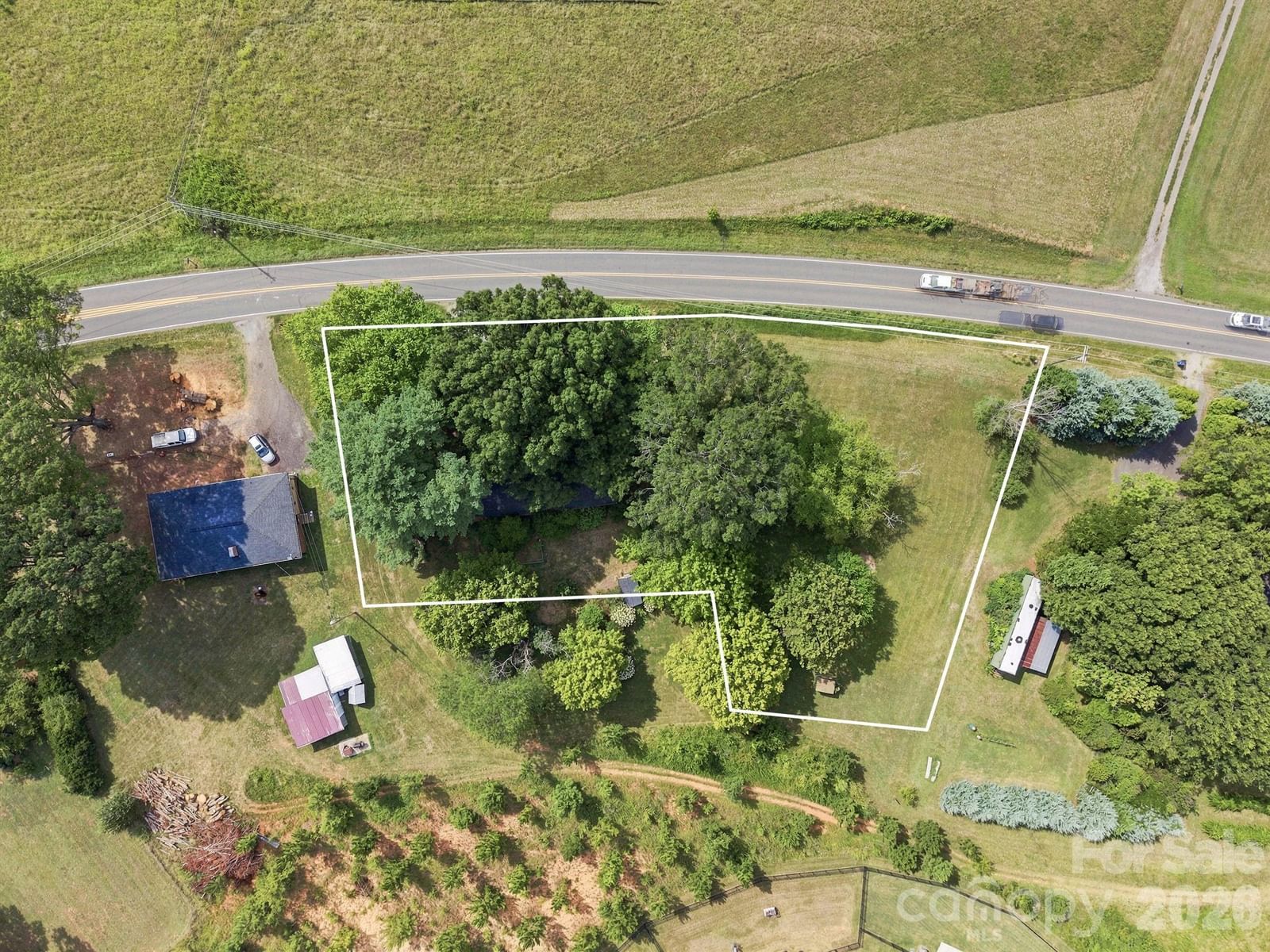 601 Faith Road, Mooresville, NC 28115 - Photo 2