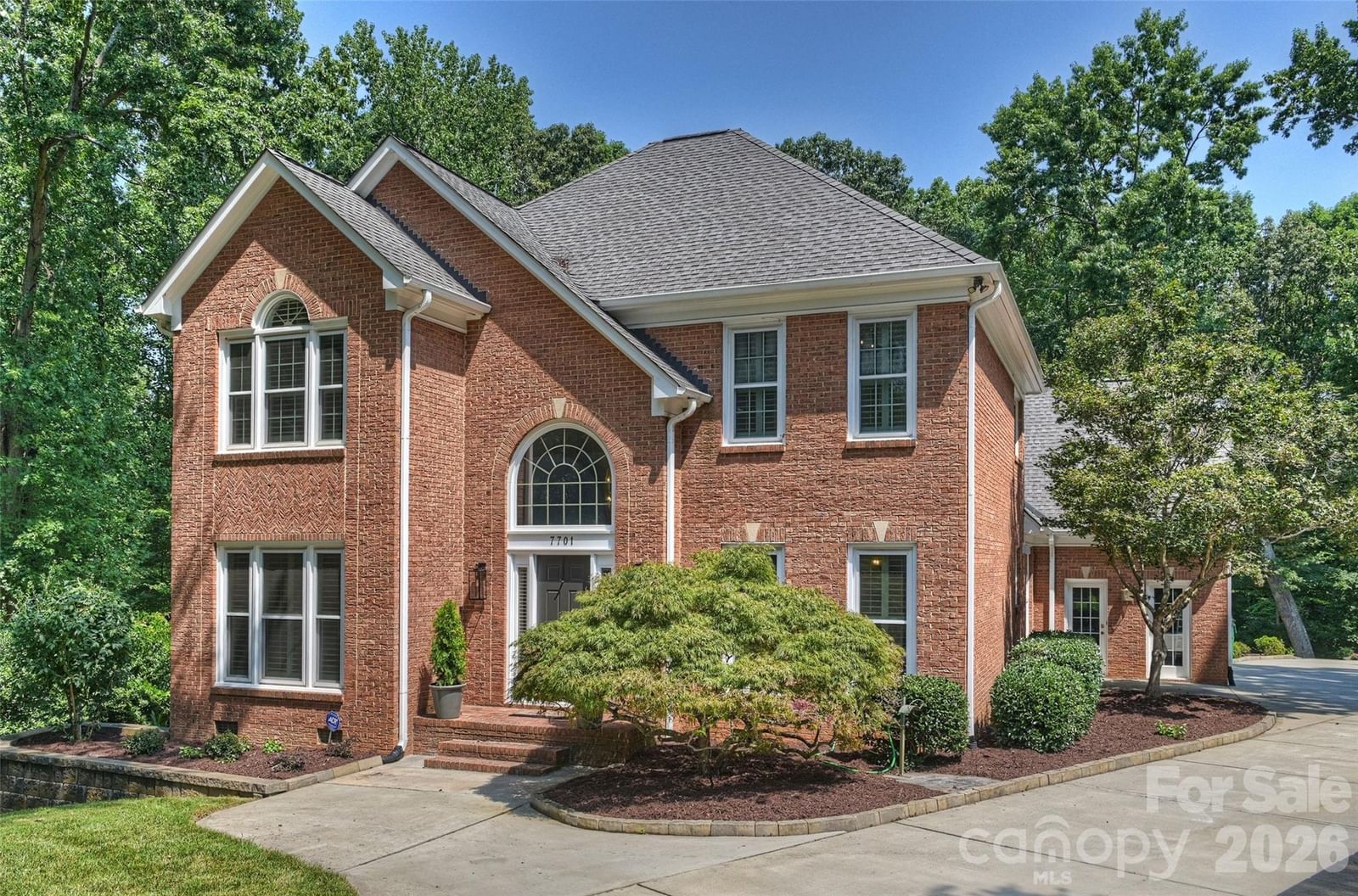 7701 Walthall Court, Charlotte, NC 28210 - Photo 2