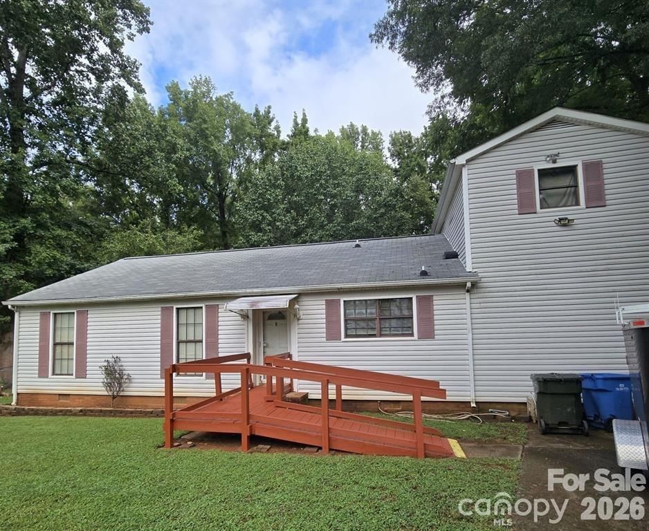 Property at 10100 Cromarty, Mint Hill, NC 28227