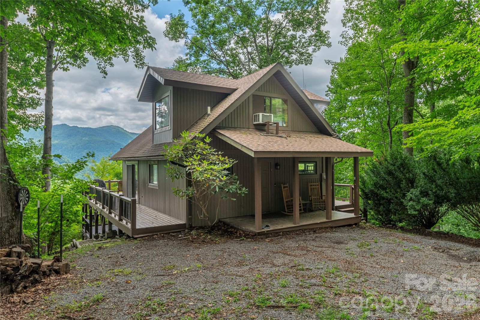 171 Jade Drive, Clyde, NC 28721 - Photo 2