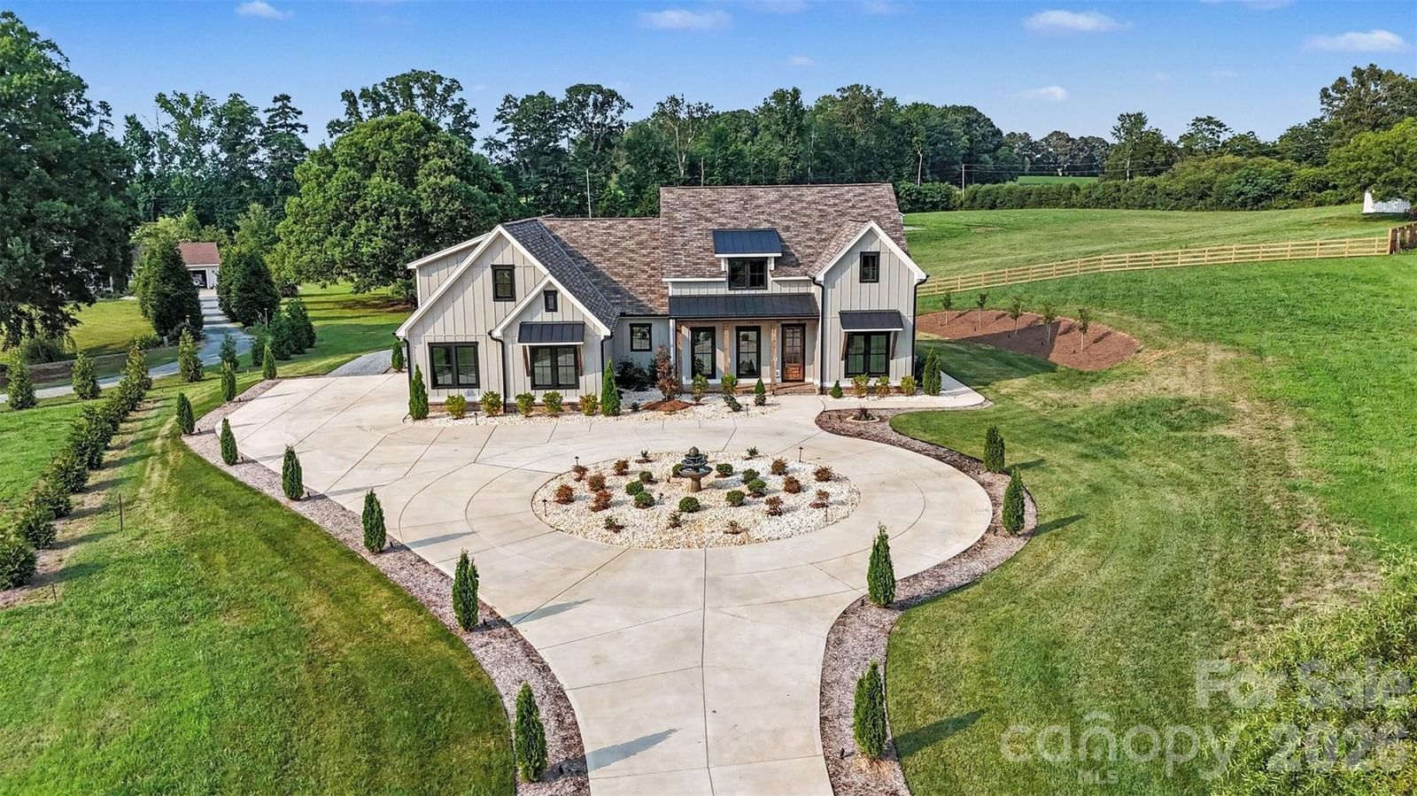 1012 Marthas Meadow Lane, Monroe, NC 28112 - Photo 2