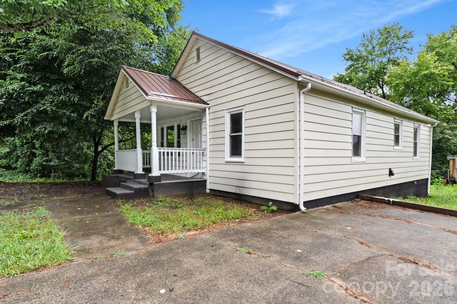 119 Osborne Street, Jonesville, NC 28642 - Photo 3