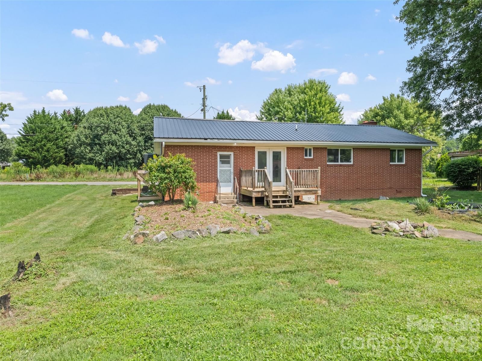 70 Levi Street, Clyde, NC 28721 - Photo 3