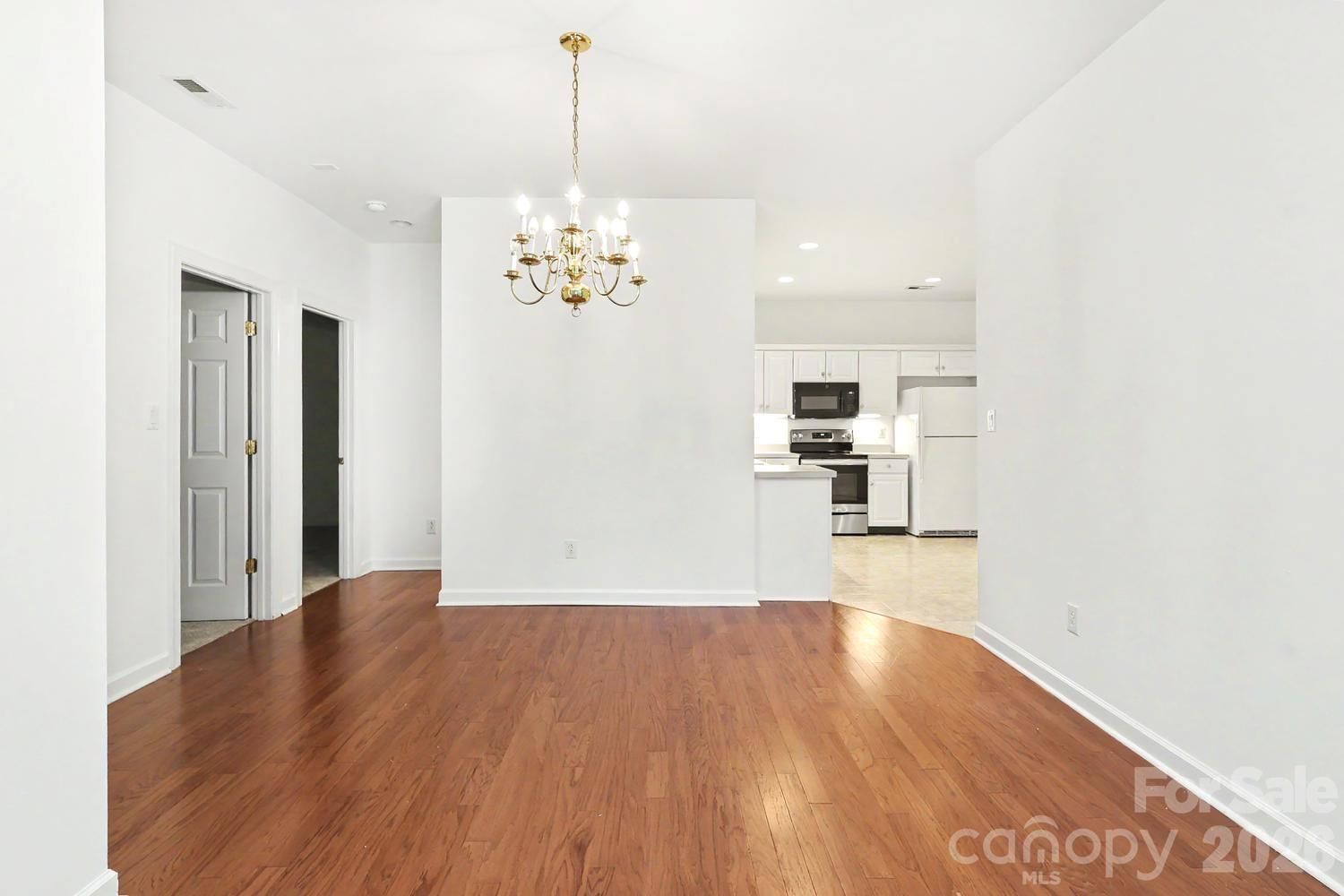 9807 Whispering Willow Court, Charlotte, NC 28210 - Photo 5