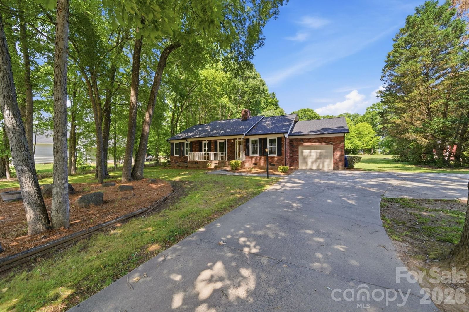 617 Autumn Drive, Harrisburg, NC 28075 - Photo 2