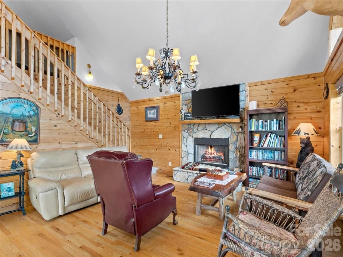 49 Pinnacle Road, Burnsville, NC 28714 - Photo 4